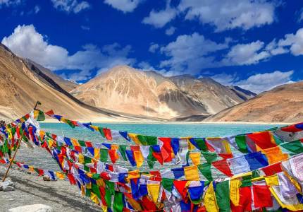 Heaven on Earth Quest – Delhi to Pangong & Nubra