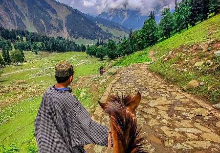 Jammu to Kashmir Circle Tour via Sonmarg, Pahalgam & Gulmarg